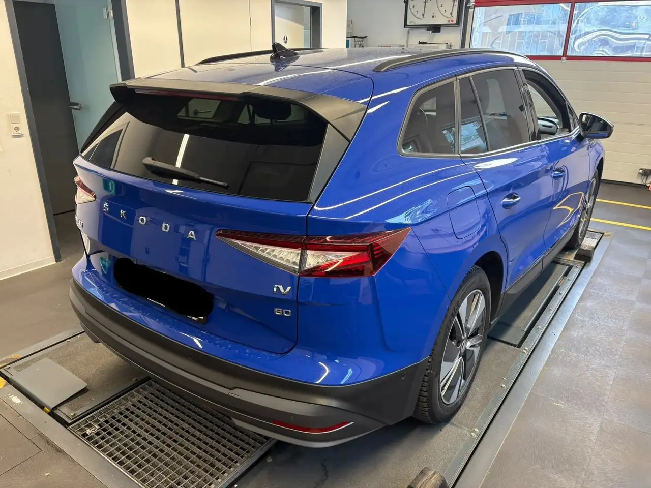 Skoda Enyaq iV 60 Loft/360°KAMERA/MATRIX-BEAM/SMART-Li, миниатюра 2