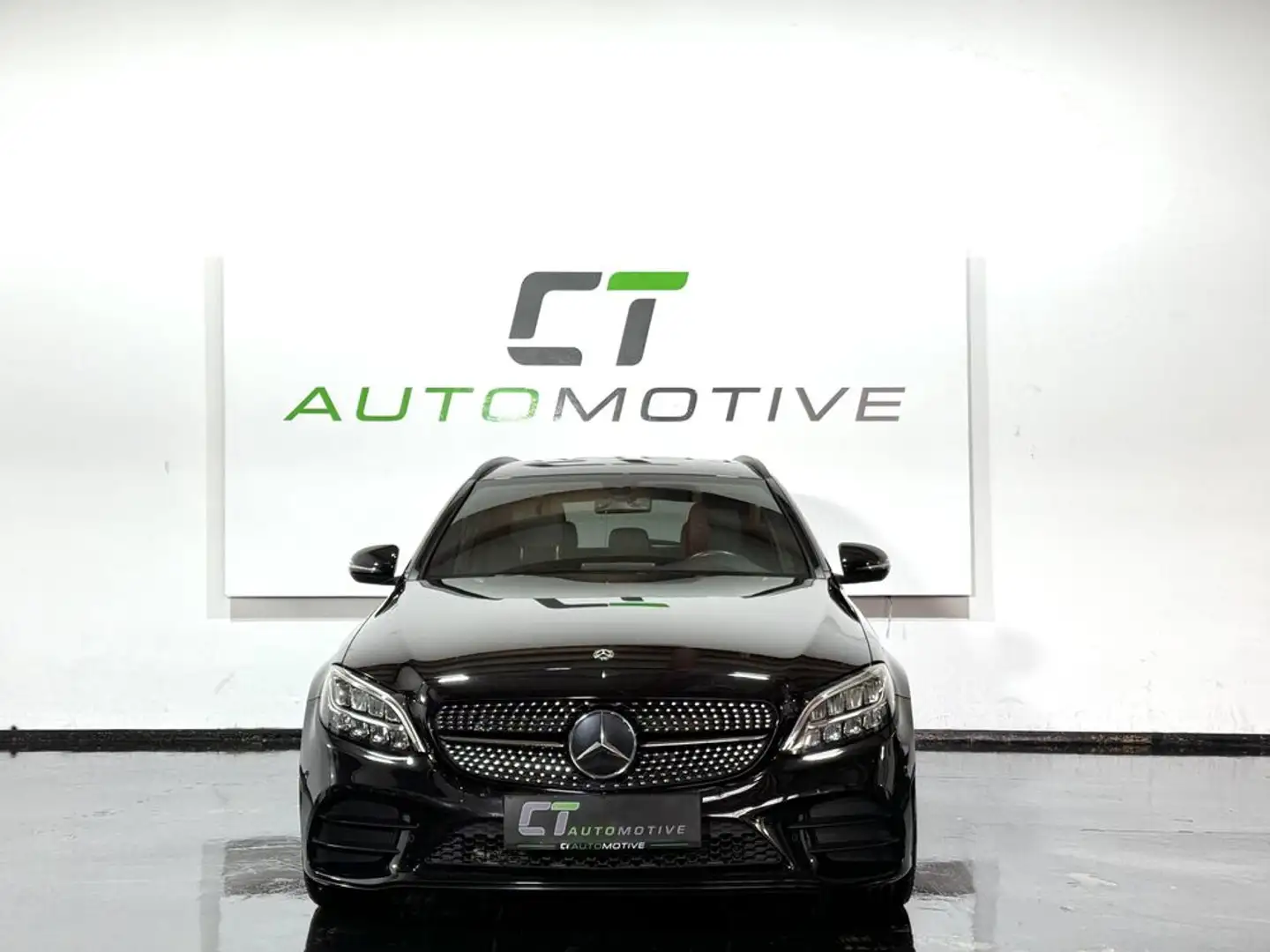 Mercedes-Benz C 220 d T 4MATIC Aut. AMG-Line Schwarz - 2