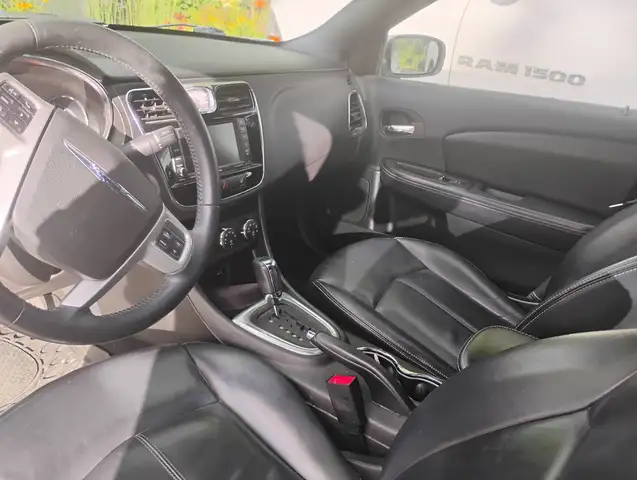 Chrysler 200 2014 — photo 4