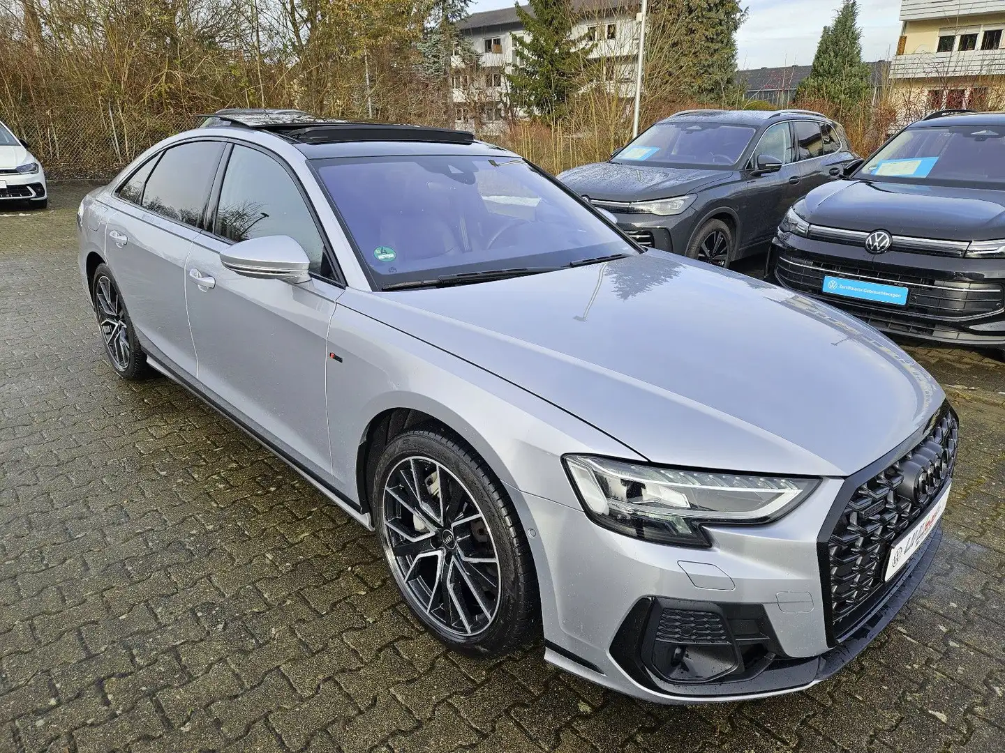 Audi A8 S-Line Standheizung B+O Head-up! HD-Matrix Argent - 2