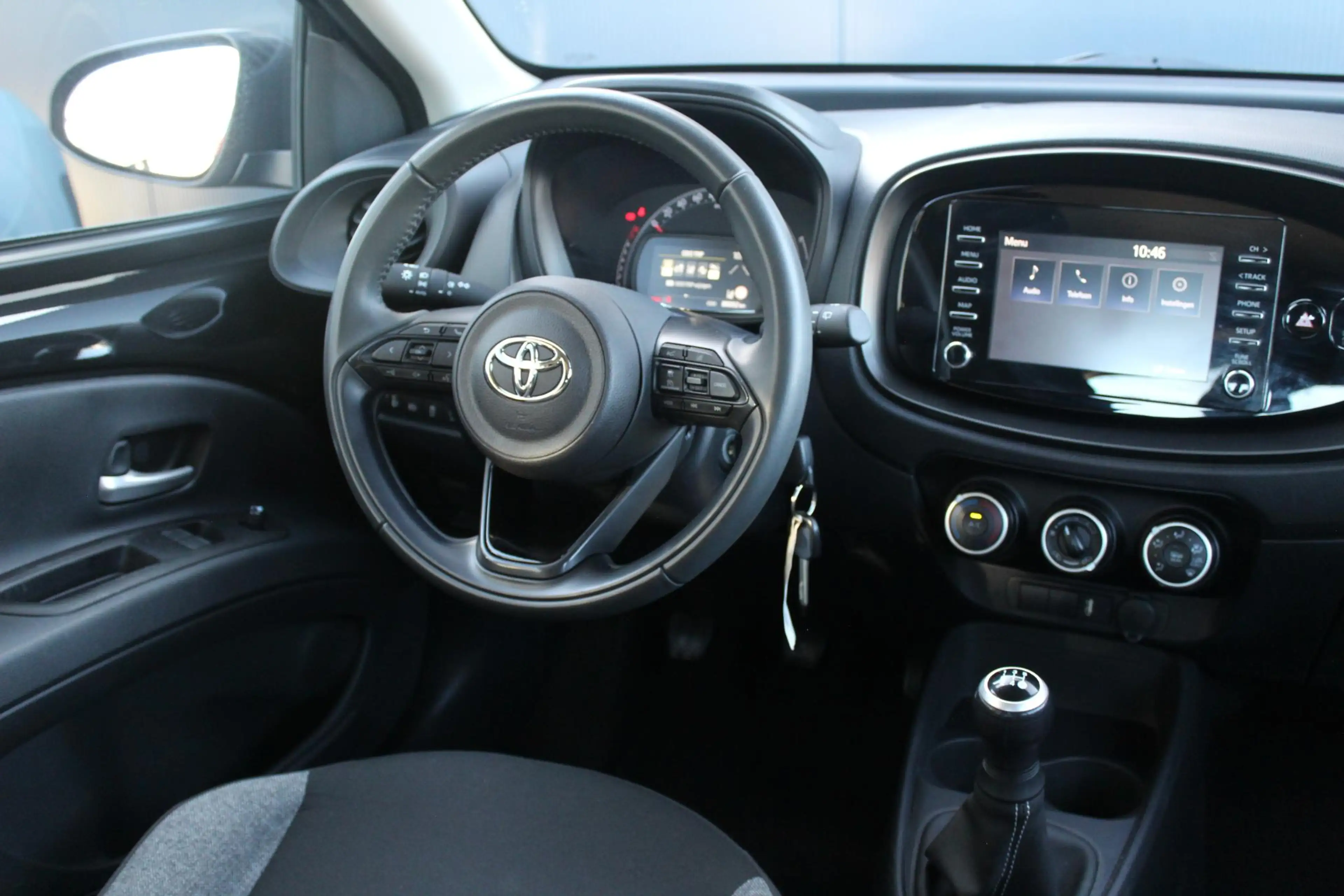 Toyota Aygo X 1.0 VVT-i MT Play | Incl. 12 Maanden garantie | Ai — photo 2