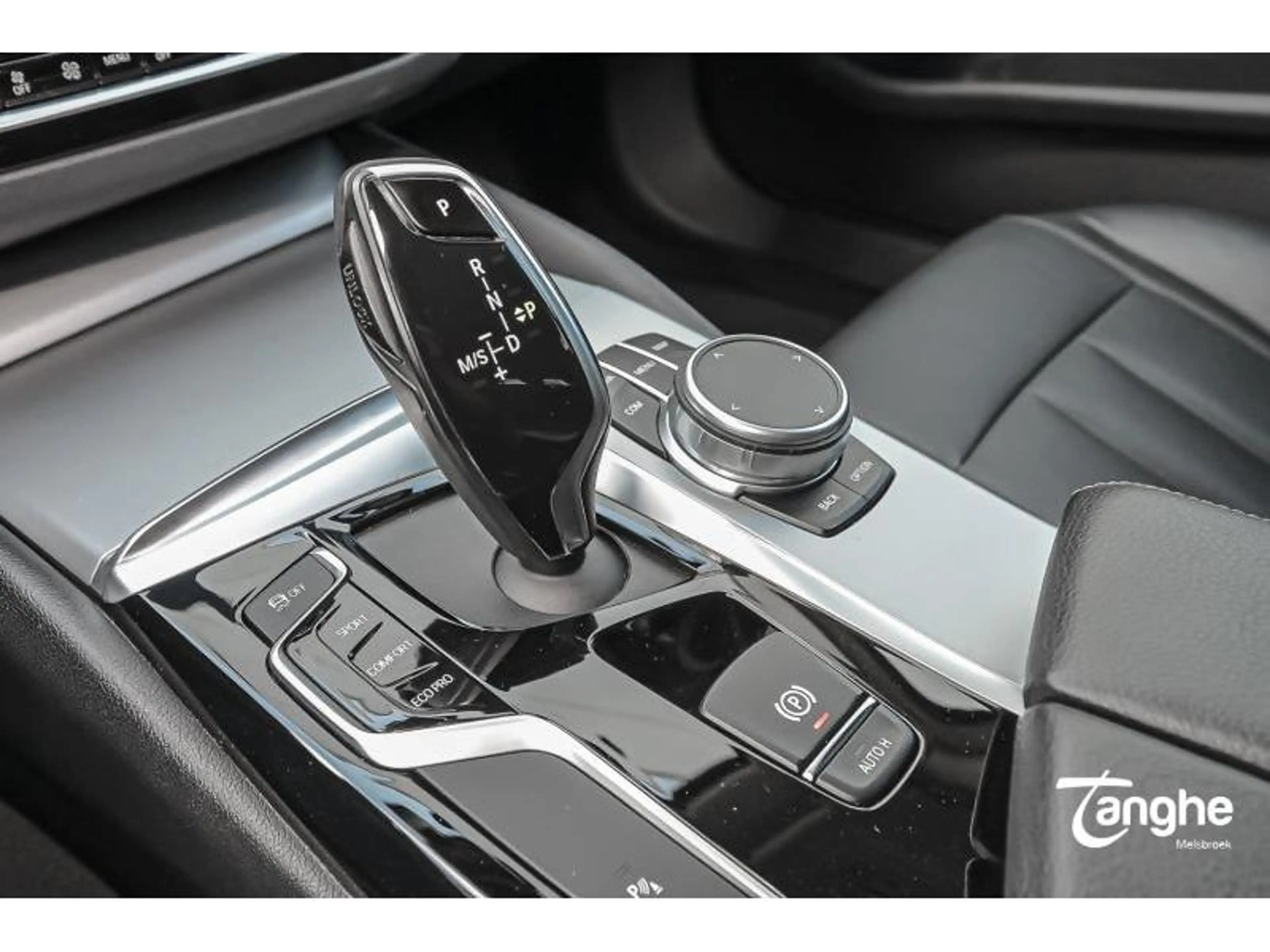 BMW 518 — photo 11