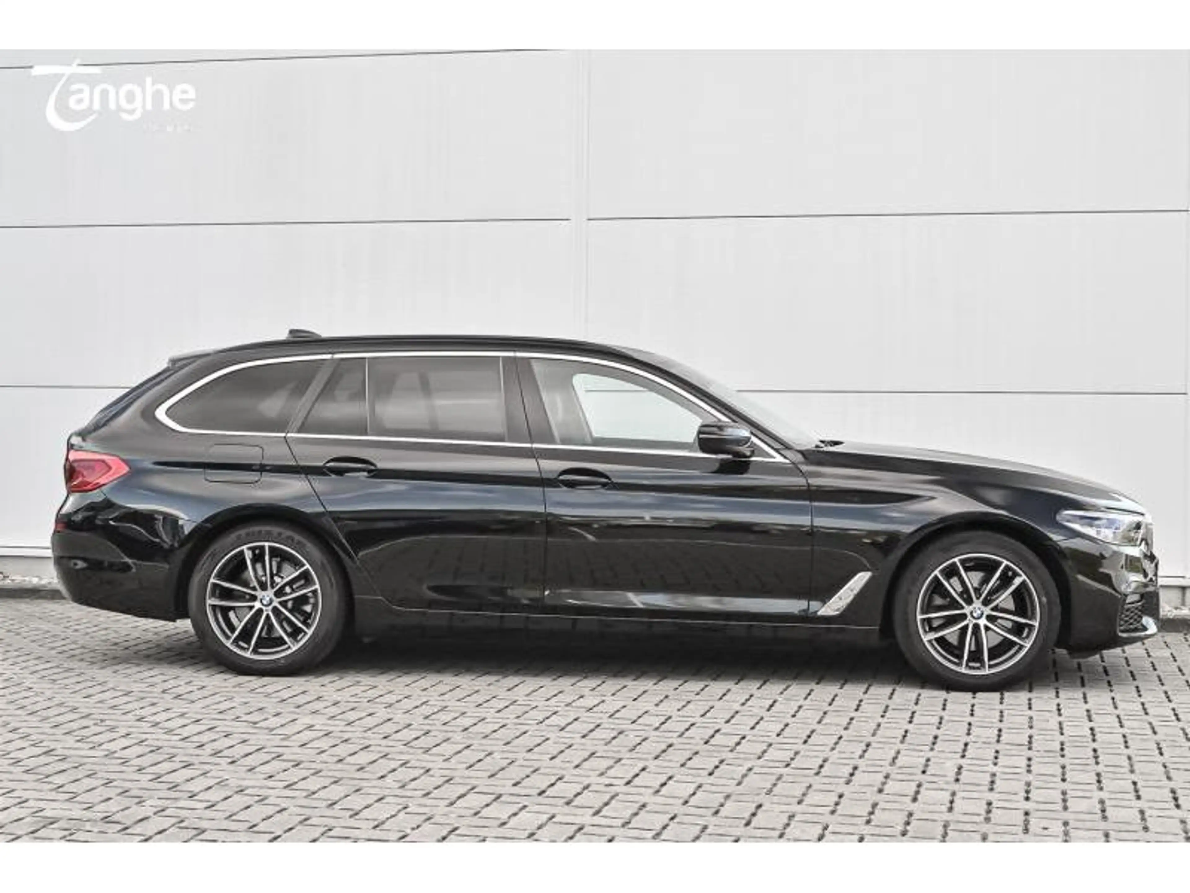 BMW 518 — photo 3