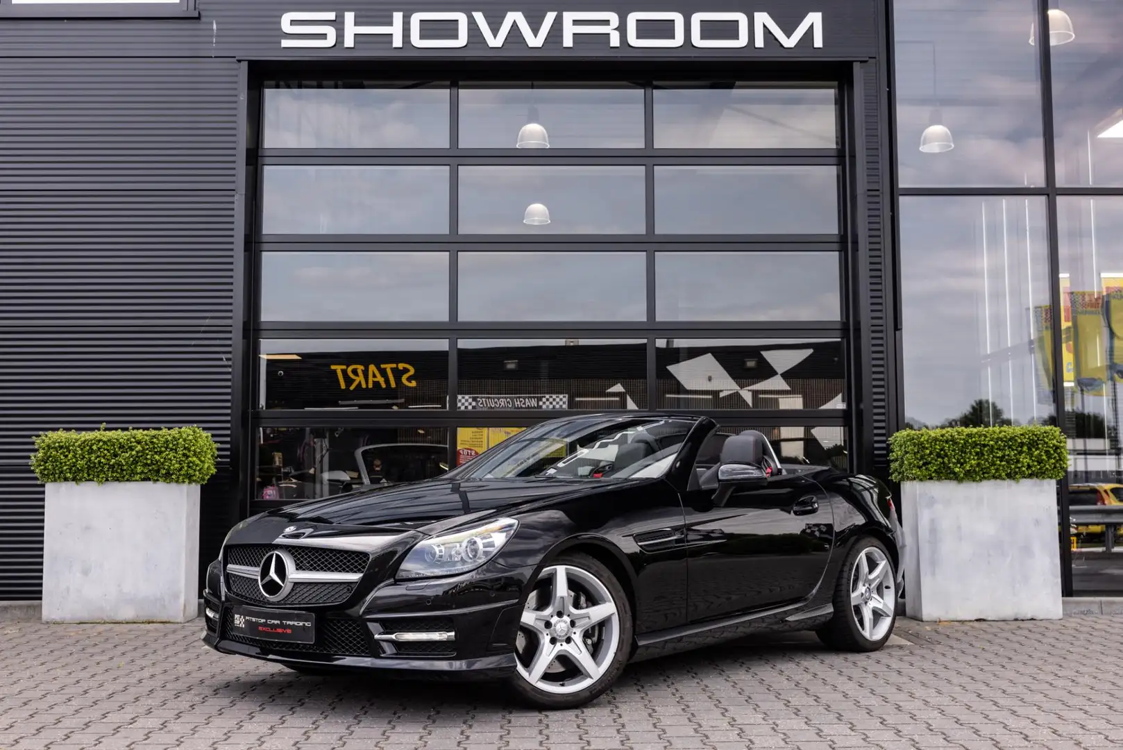 Mercedes-Benz SLK 350 AMG, 306 PK, Pano, Airscarf, Full onderhouden! Schwarz - 2