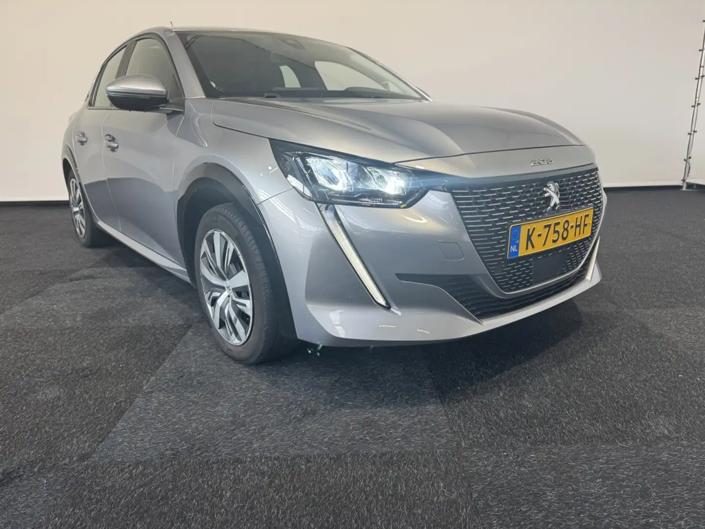 Peugeot e-208 EV Active 50 kWh Carplay Gris - 1