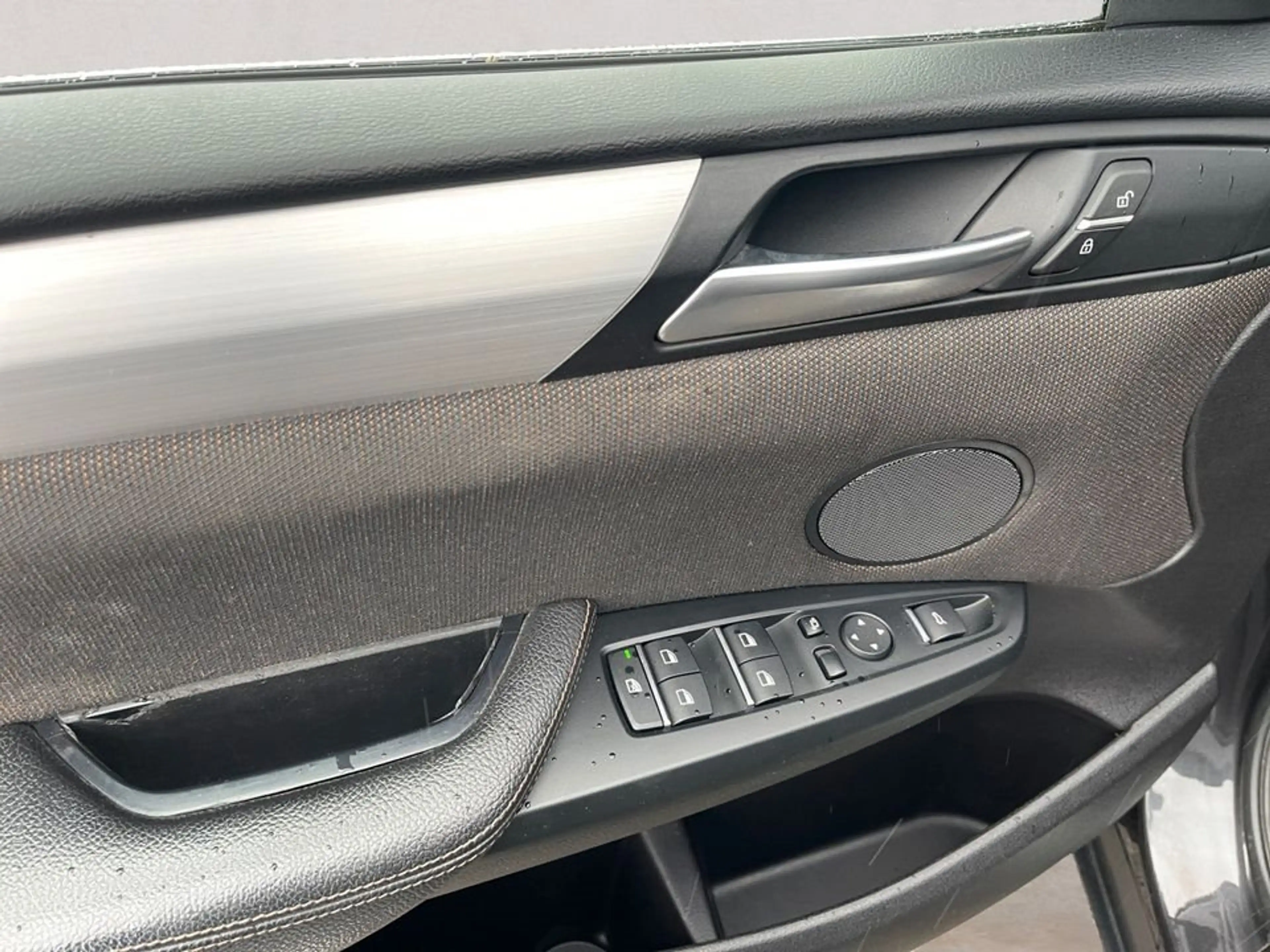 BMW X4 xDrive20i xLine + GARANTIE — photo 8