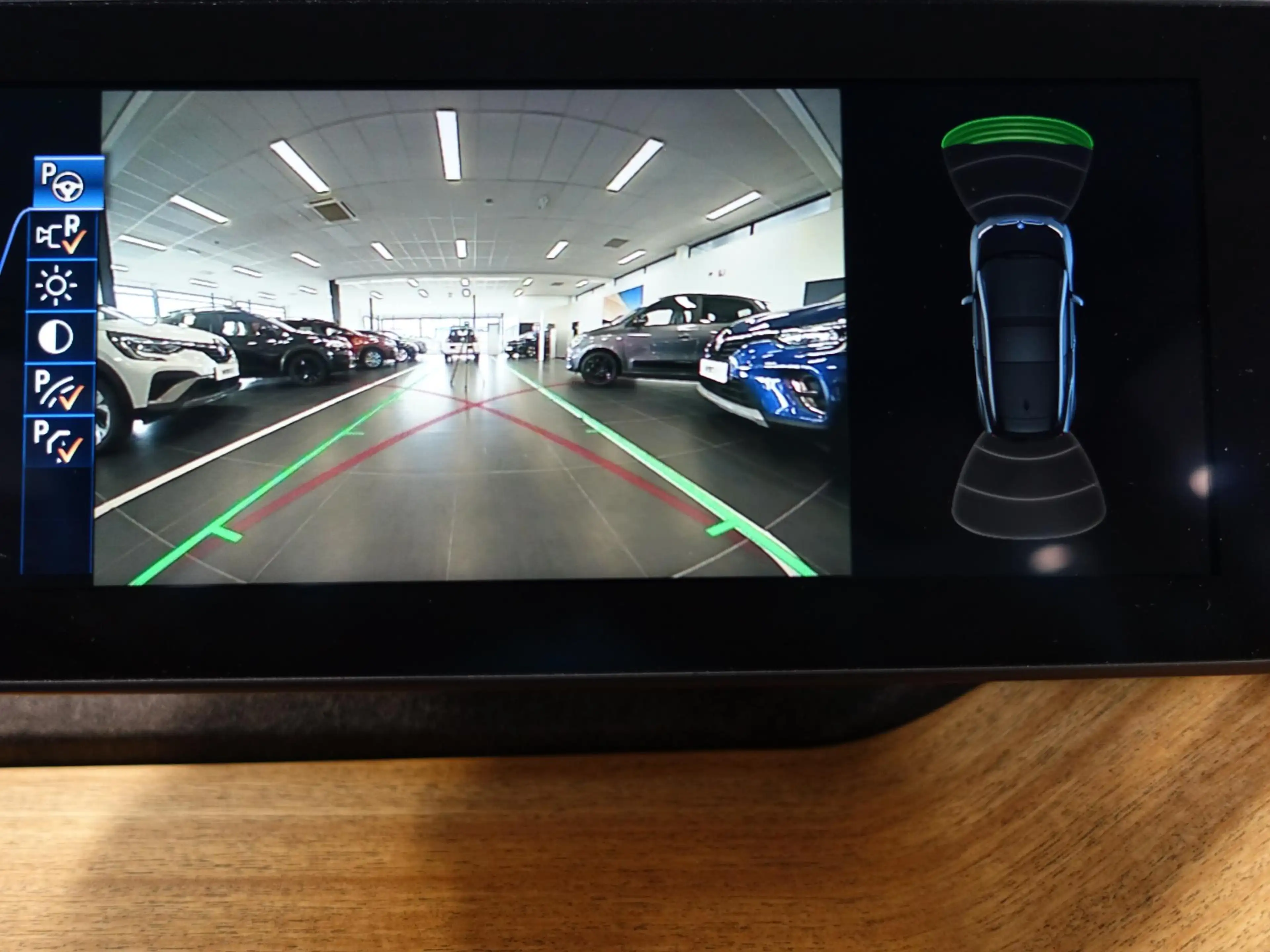 BMW i3 Basis 94Ah 33 kWh *24.265 Km / Navigatie / LMV * — photo 14