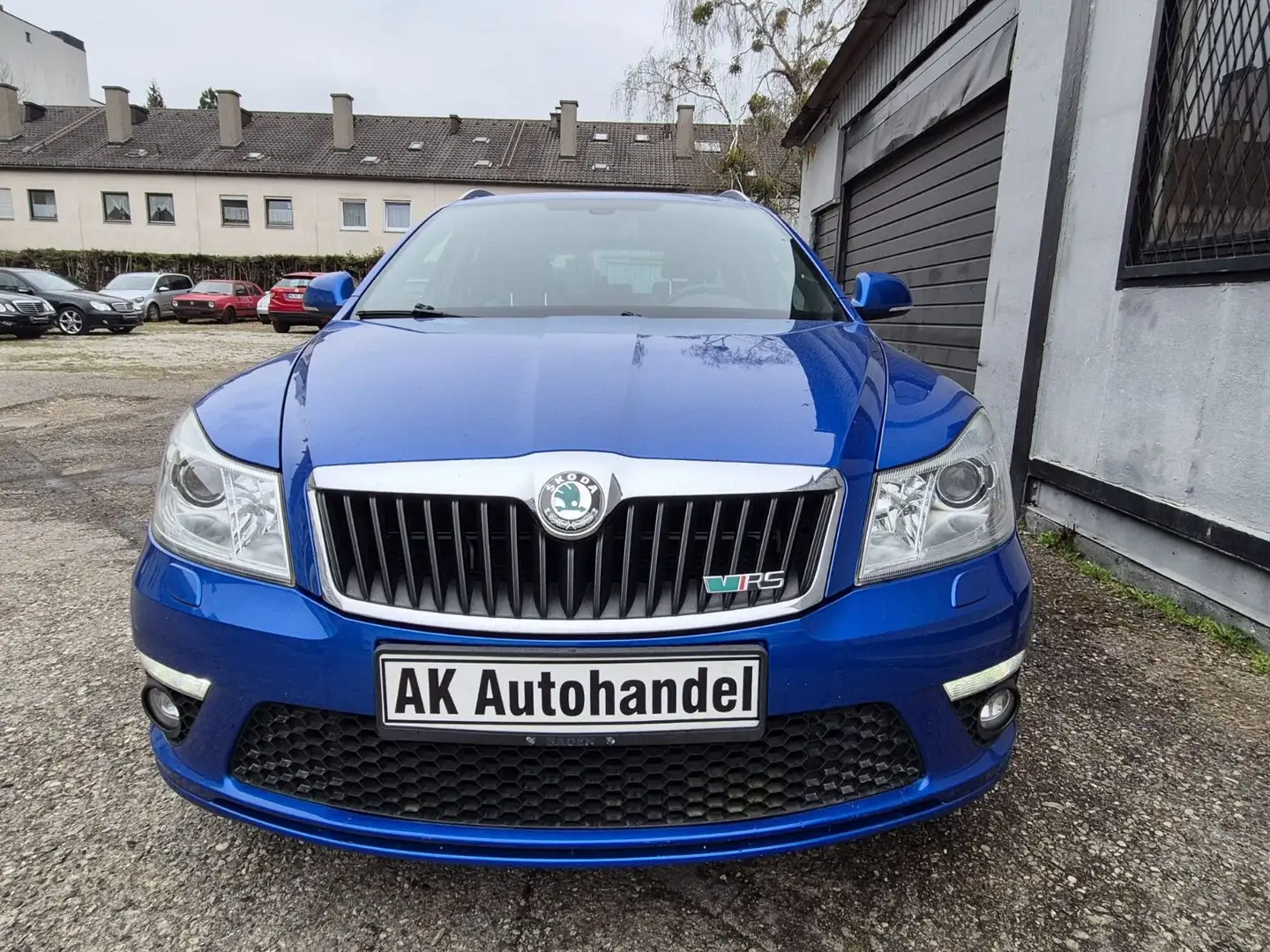 Skoda Octavia Combi RS Sitzheizung Tempomat Navi Blauw - 2