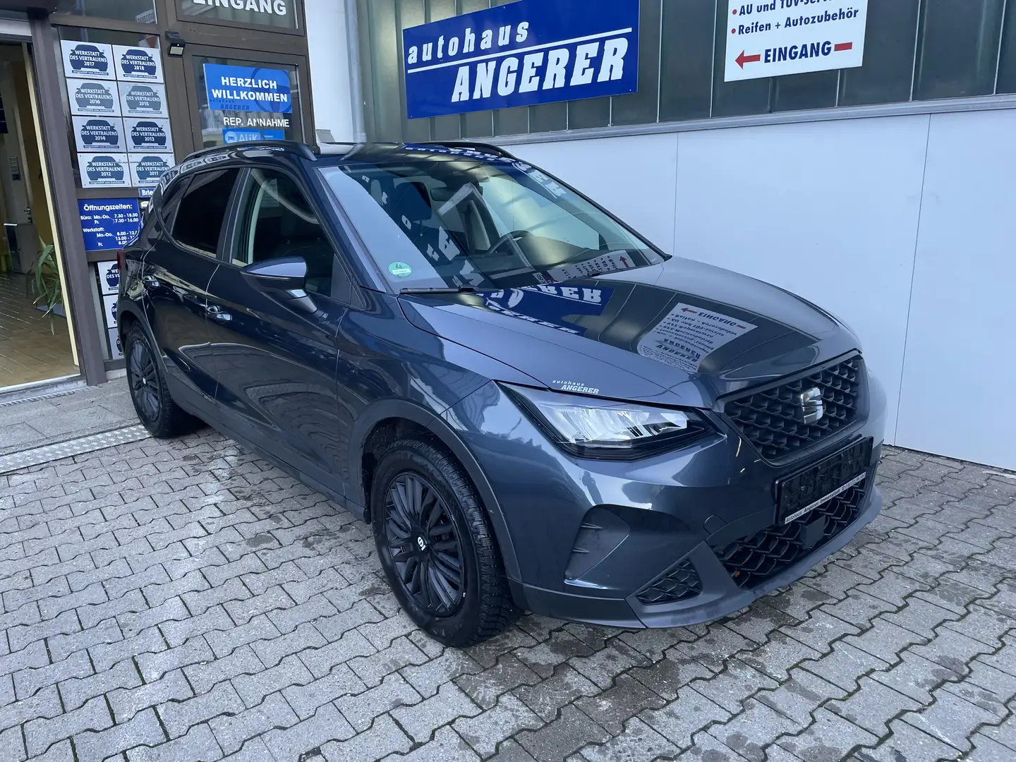 SEAT Arona 1.0 TSI Style, FullLink,PDC,AHK,LED,8fach bereift Gris - 2