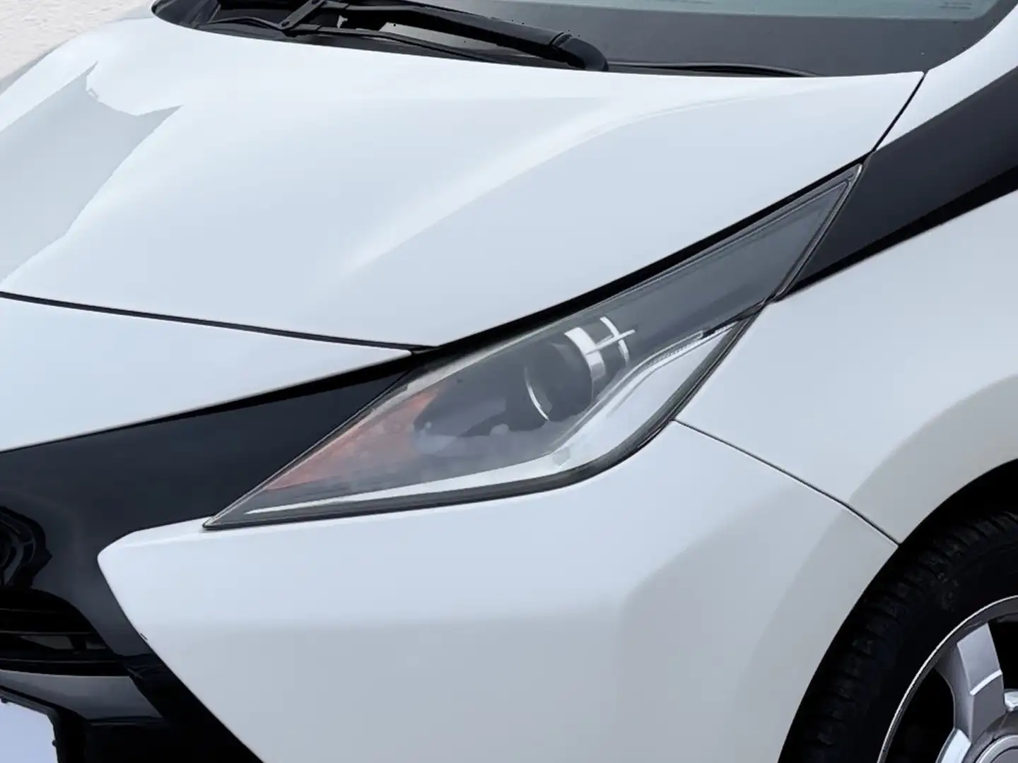 Toyota Aygo x-play touch*LMF*Kamera* Alb - 2