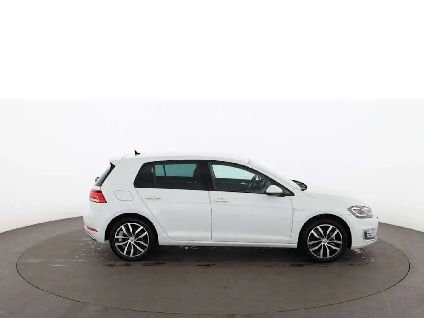 Volkswagen Golf e- VII 36kWh Aut LED RADAR TEMPOMAT KLIMA PDC Weiß - 2
