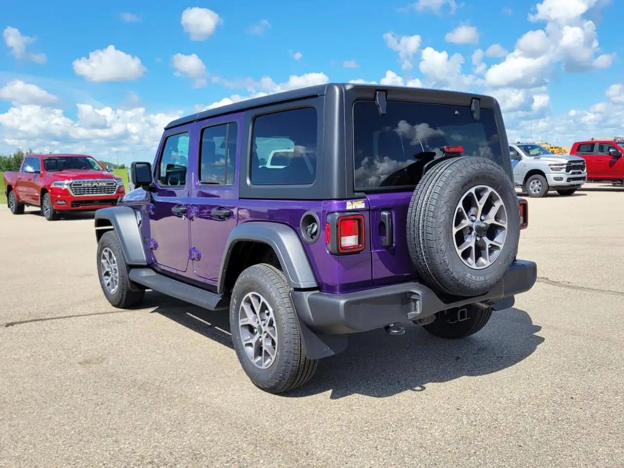 Jeep Wrangler снимка Jeep Wrangler
