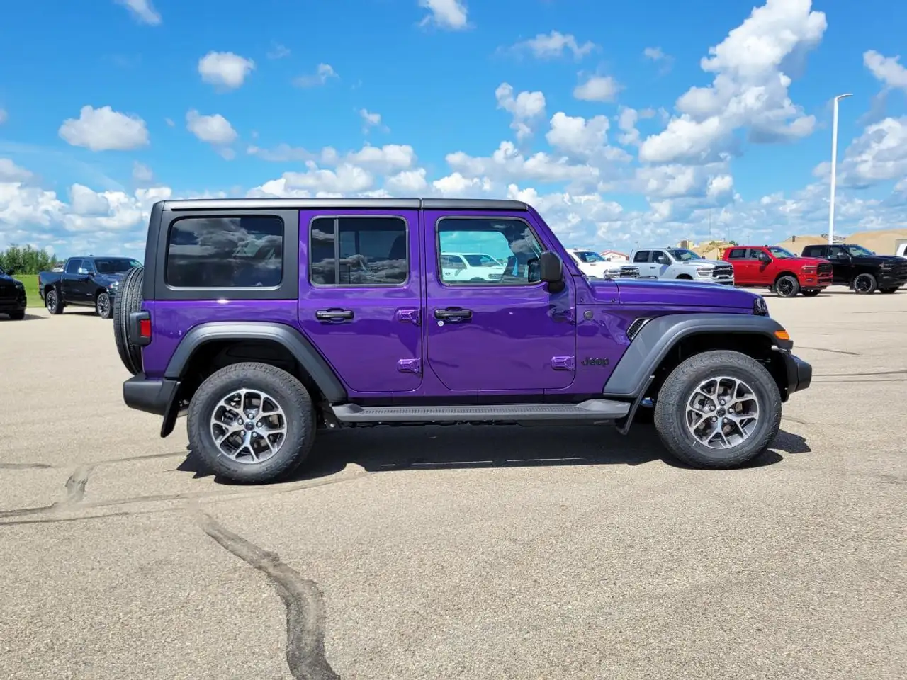 Jeep Wrangler снимка Jeep Wrangler