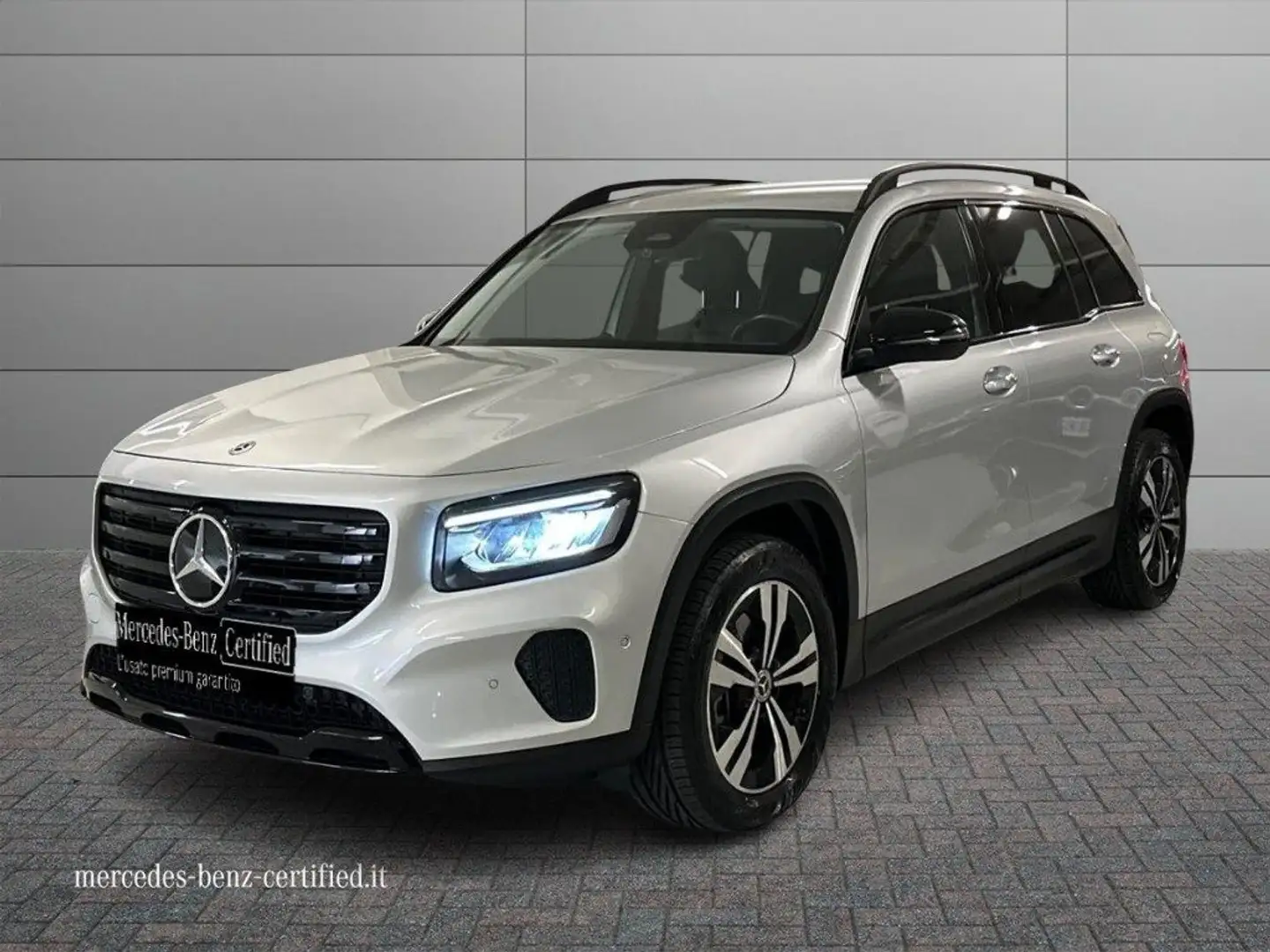 Mercedes-Benz GLB 200 d Automatic Progressive Advanced Plus Plateado - 1