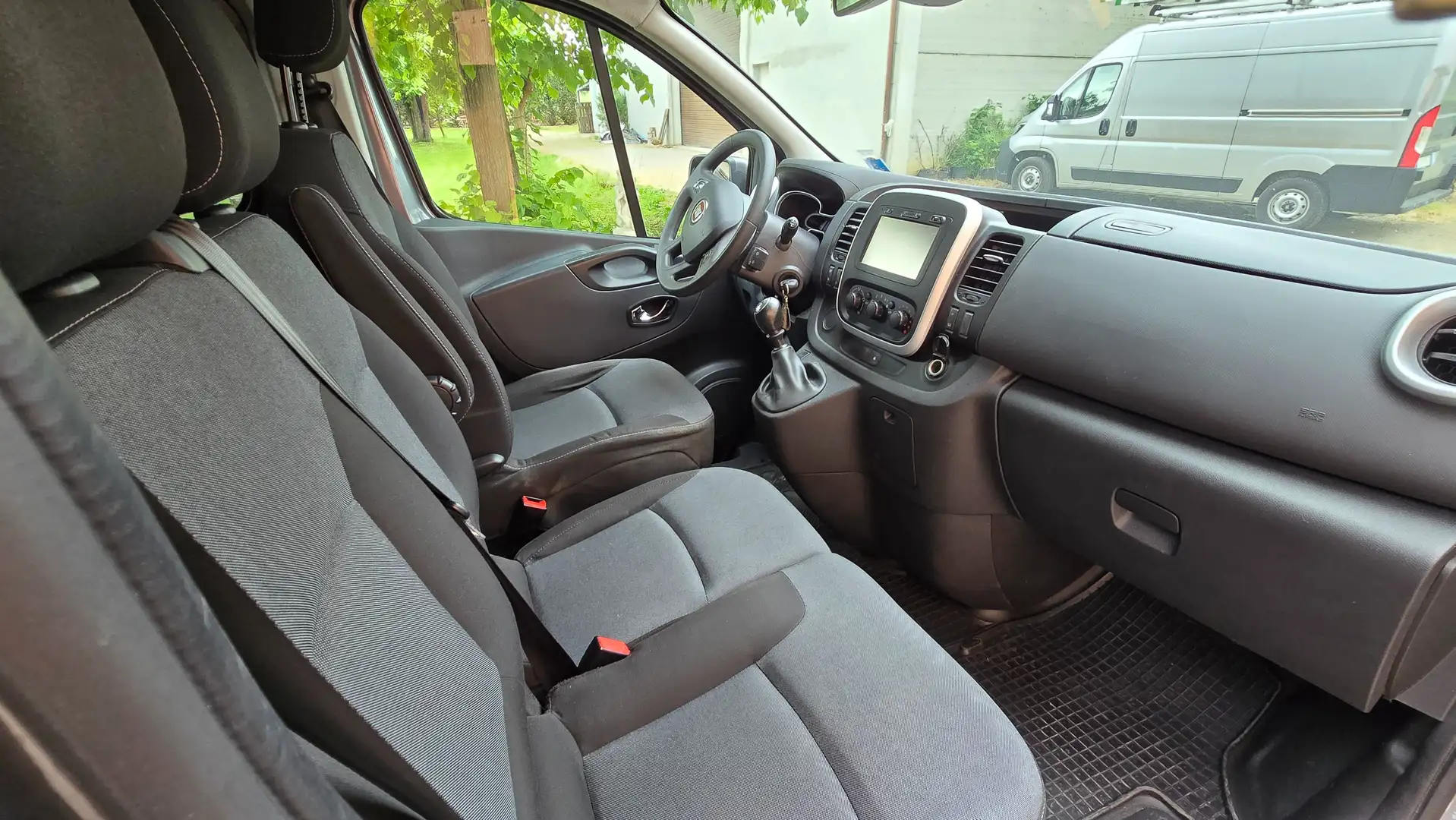 Fiat Talento 9 posti 1.6 MultiJet 95 CV Grigio - 2