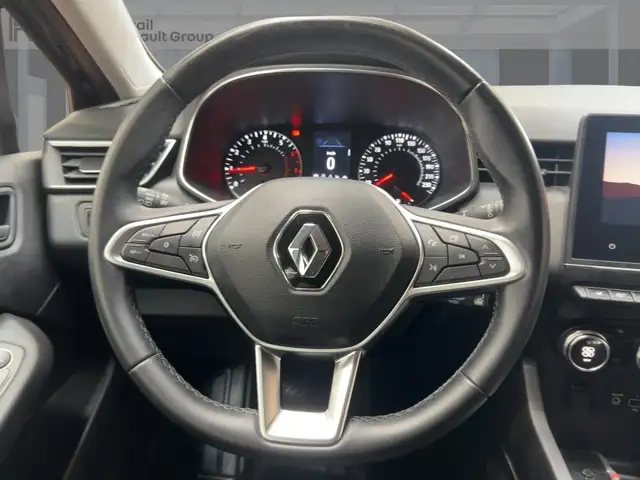Renault Clio view 11
