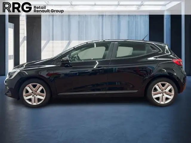 Renault Clio view 2