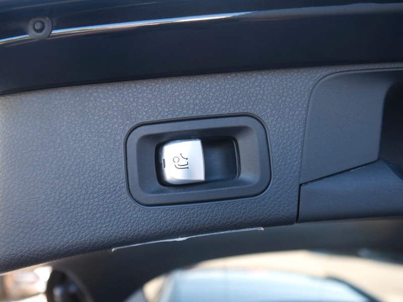 Mercedes-Benz C 220 d T-Modell Avantgarde DISTR/PANO/AHK/STHZ — photo 13