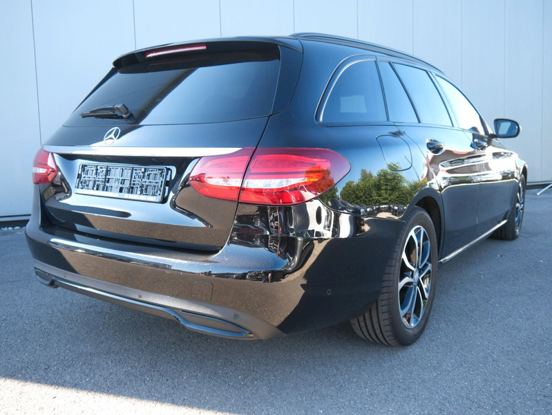 Mercedes-Benz C 220 d T-Modell Avantgarde DISTR/PANO/AHK/STHZ — photo 4