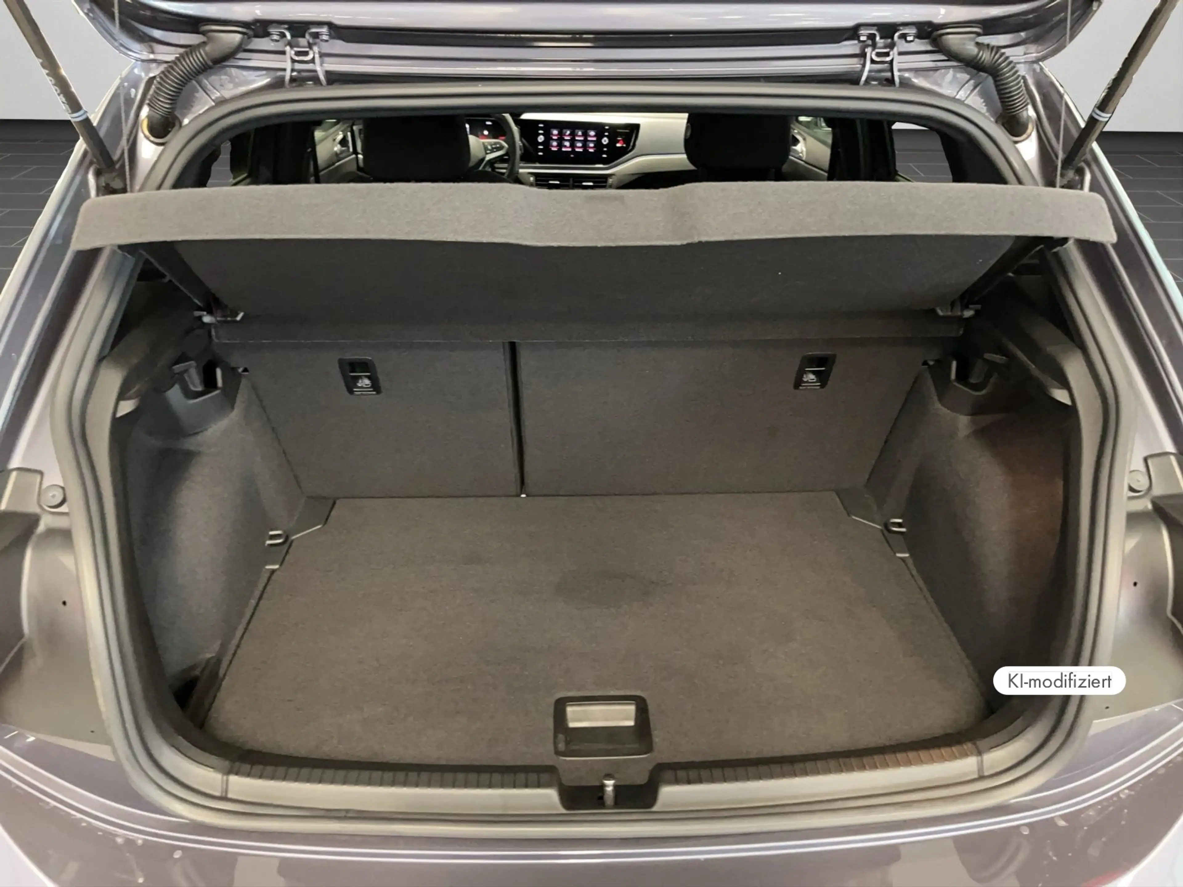 Volkswagen Polo GTI 2.0 TSI DSG — photo 15