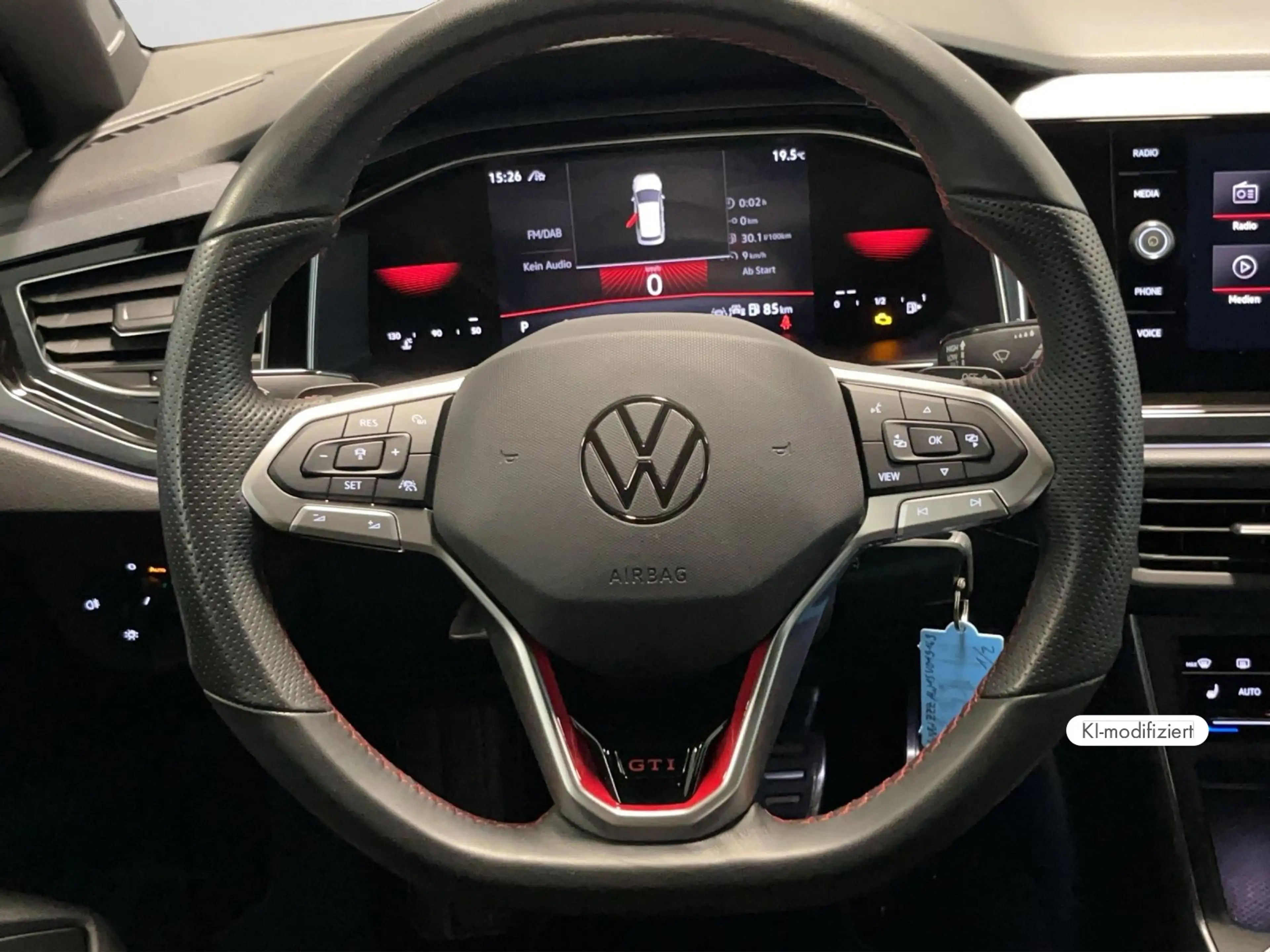 Volkswagen Polo GTI 2.0 TSI DSG — photo 9