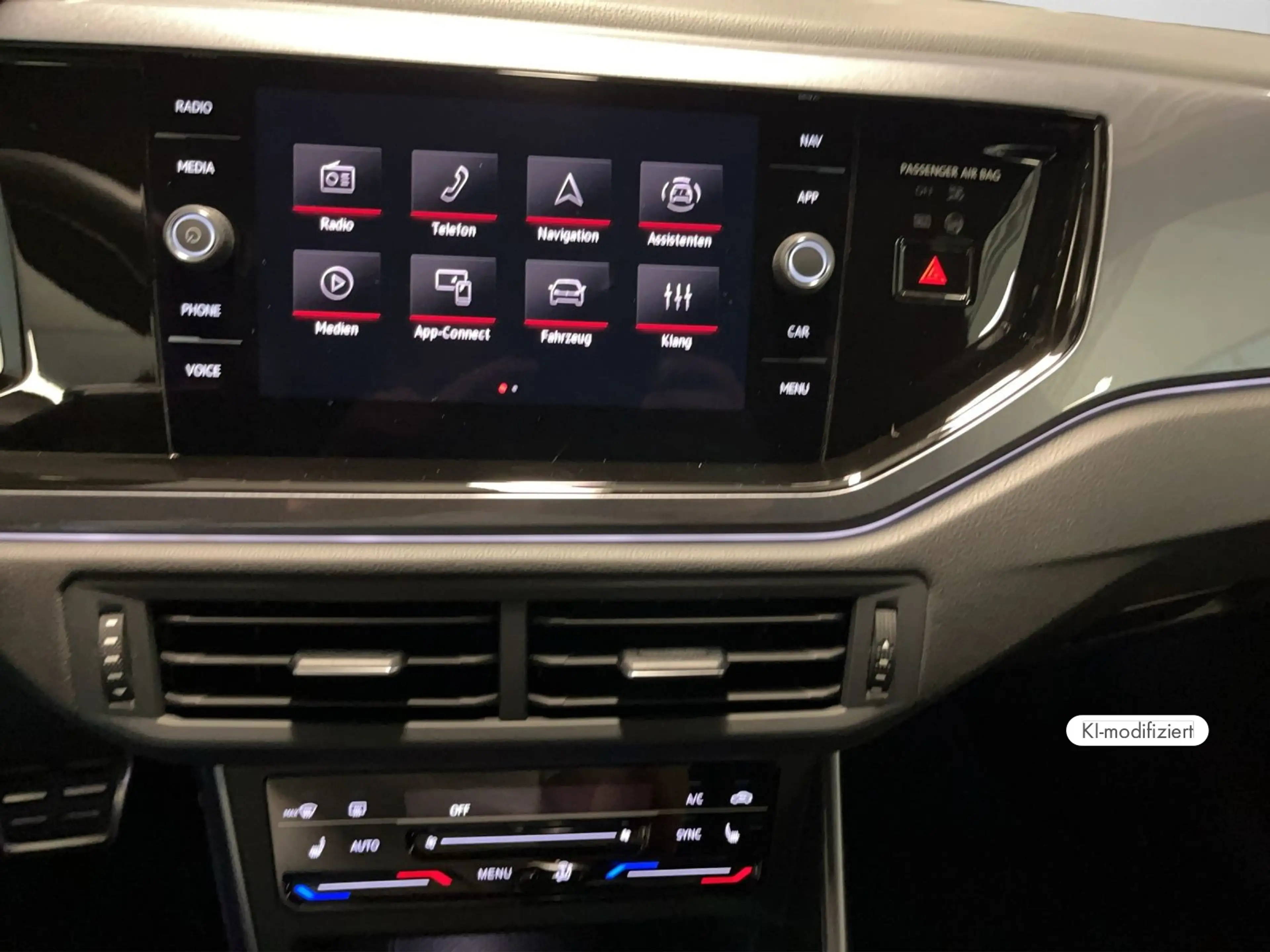 Volkswagen Polo GTI 2.0 TSI DSG — photo 11