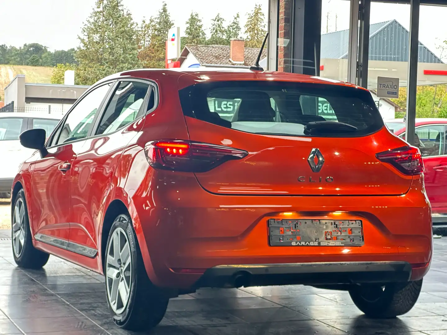 Renault Clio 1.0 TCe*GARANTIE 1AN*1ER MAIN*CLIM Orange - 2