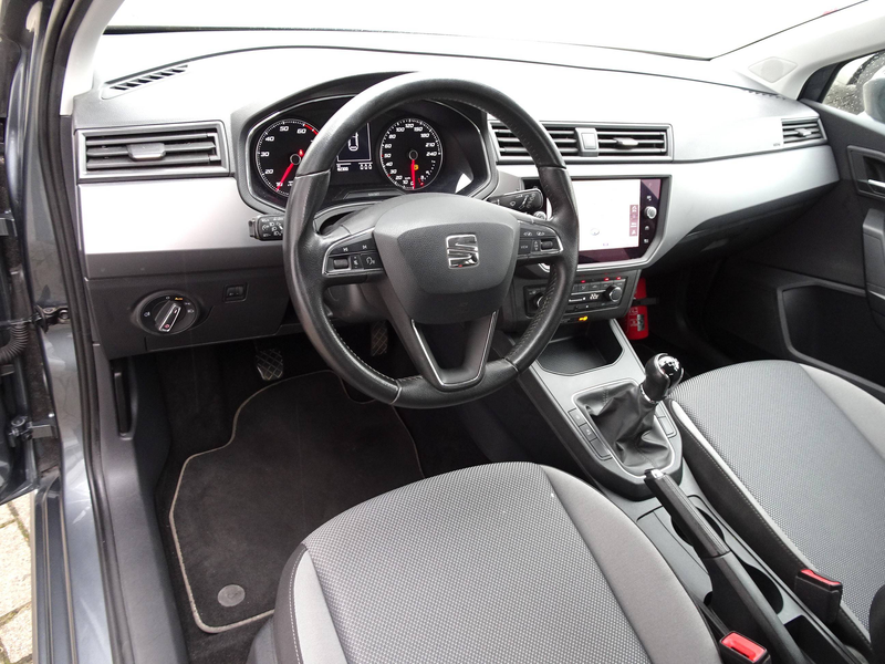 SEAT Ibiza 1.0i 5d. Style NAVI,TREKHAAK,CRUISE,BLUETH,AUT. AIRCO,ALU,EL. RAMEN,CENTR. VERGRENDELING,SERVO — photo 9