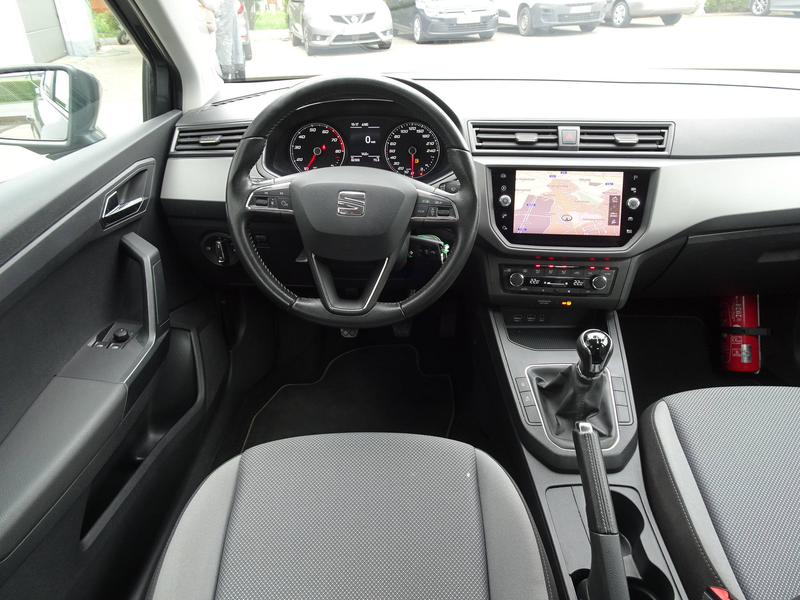 SEAT Ibiza 1.0i 5d. Style NAVI,TREKHAAK,CRUISE,BLUETH,AUT. AIRCO,ALU,EL. RAMEN,CENTR. VERGRENDELING,SERVO — photo 8