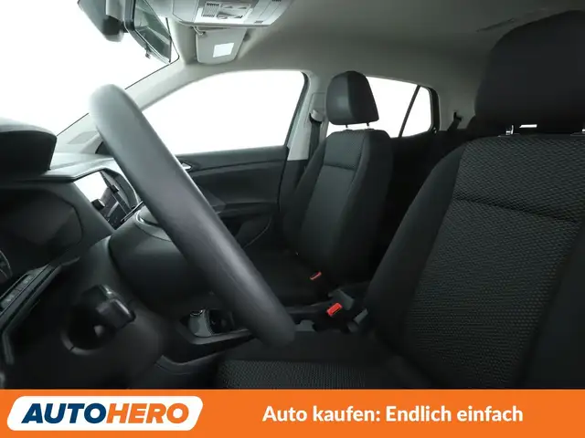 Volkswagen T-Cross view 10