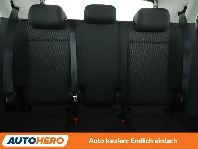 Volkswagen T-Cross view 15