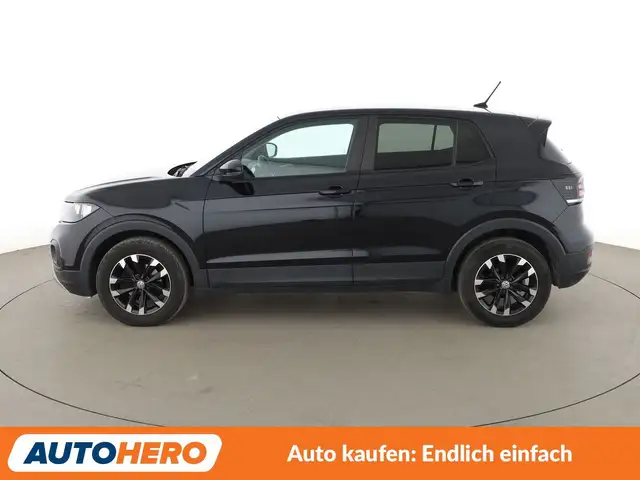 Volkswagen T-Cross view 3