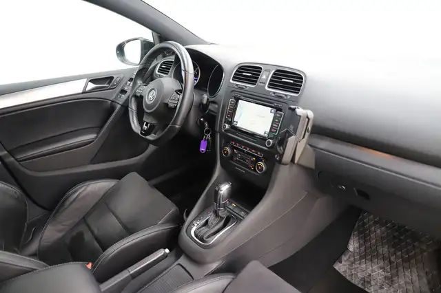 Volkswagen Golf view 14