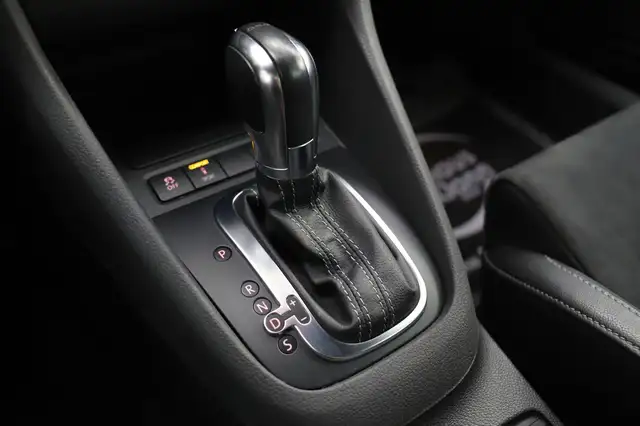 Volkswagen Golf view 15