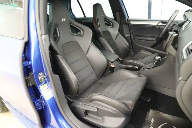 Volkswagen Golf view 13