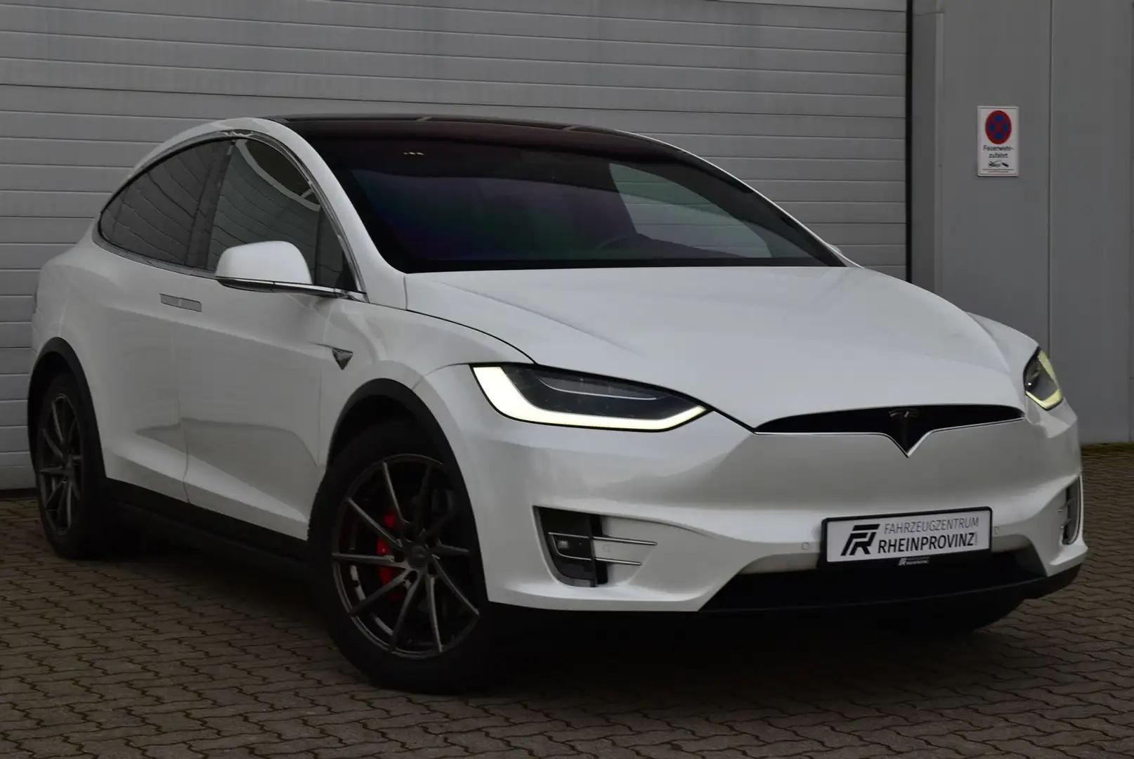 Tesla Model X P100D AHK/Panorama/Autopilot/Kamera/Mem. Weiß - 1