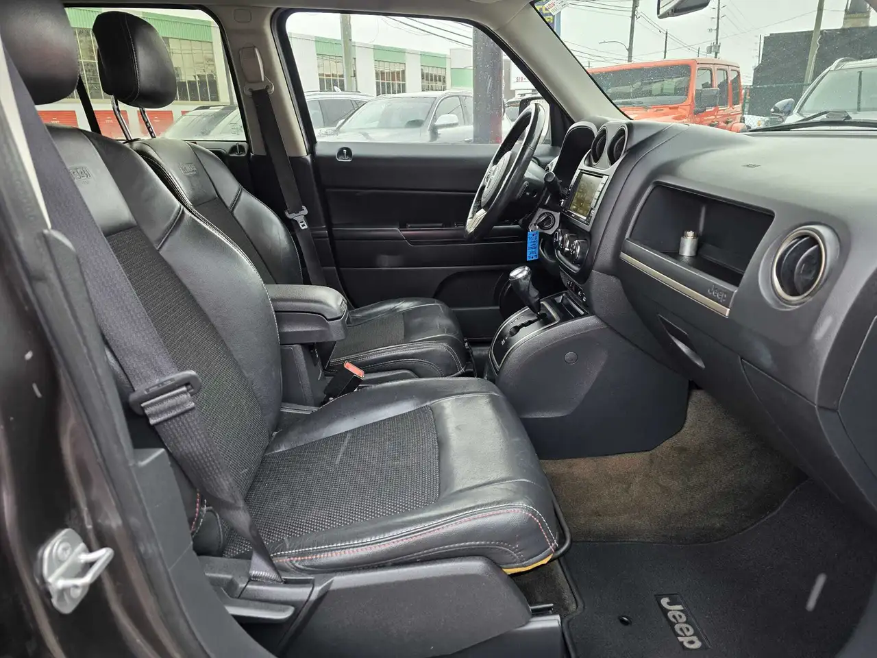 Jeep Patriot снимка Jeep Patriot