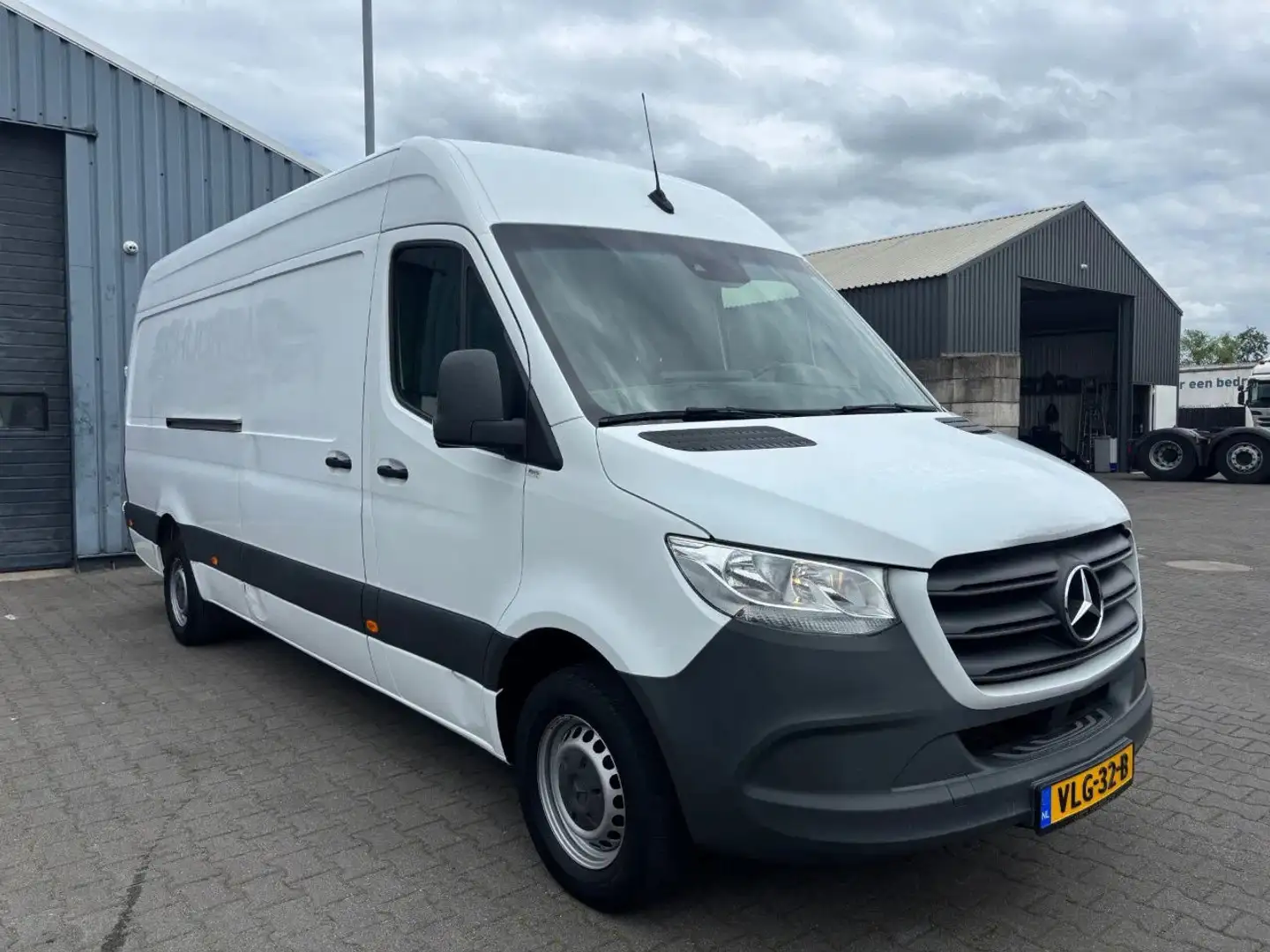 Mercedes-Benz Sprinter 315 CDI L3 H2 Airco Cruisecontrol Navigatie Camera Blanco - 2