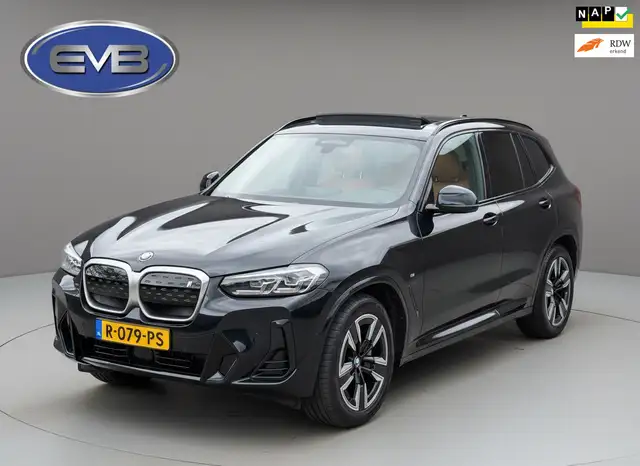 BMW X3 M IX3 SPORT pakket 80 kWh, panoramadak, SOH 98,2 %,v