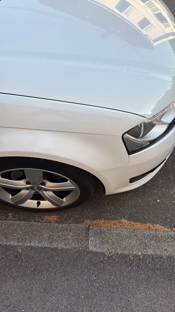 Audi A3 1.8 TFSI Sportback S line Sportpaket (plus) Weiß - 1