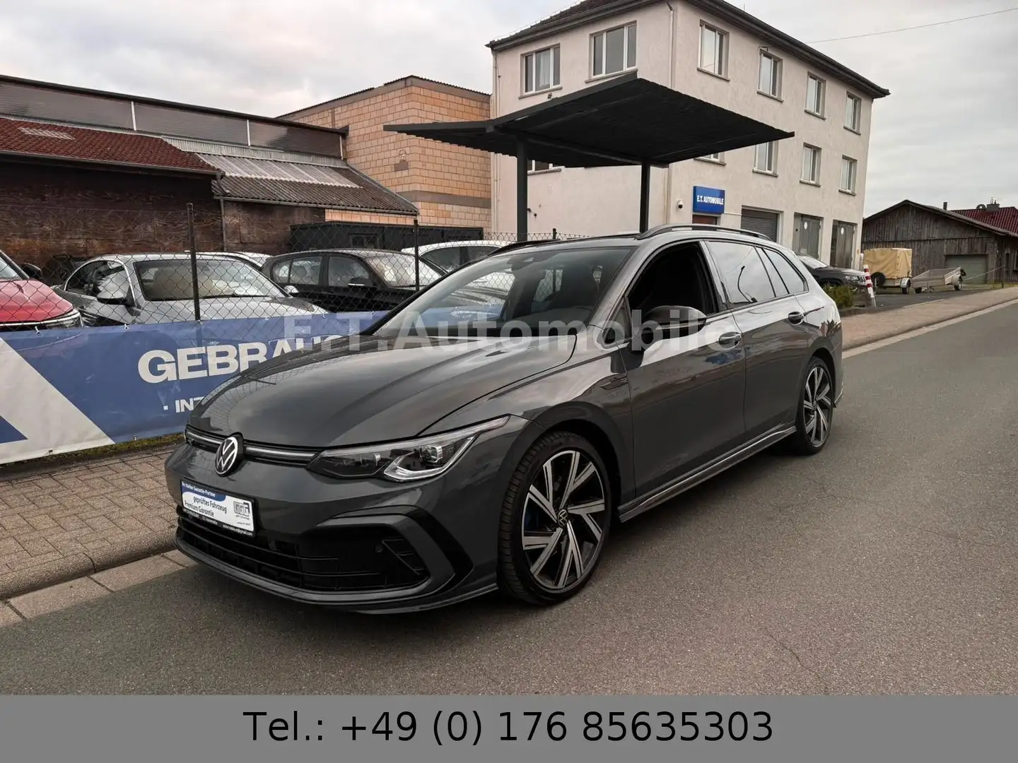 Volkswagen Golf VIII 2.0 Variant R-Line 4M*PANO*STANDHEIZ* Grau - 1