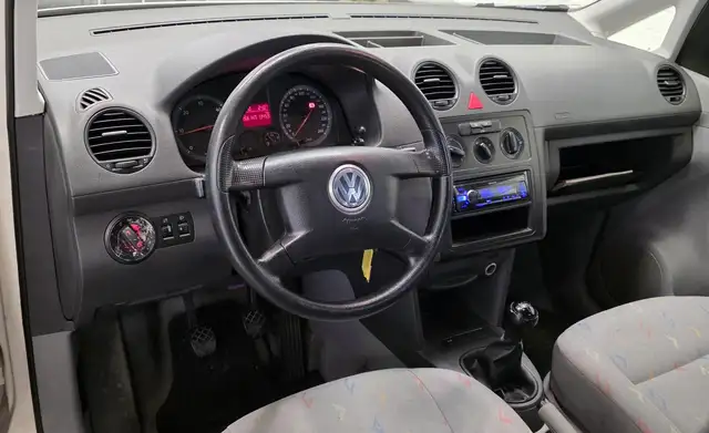 Volkswagen Caddy view 12