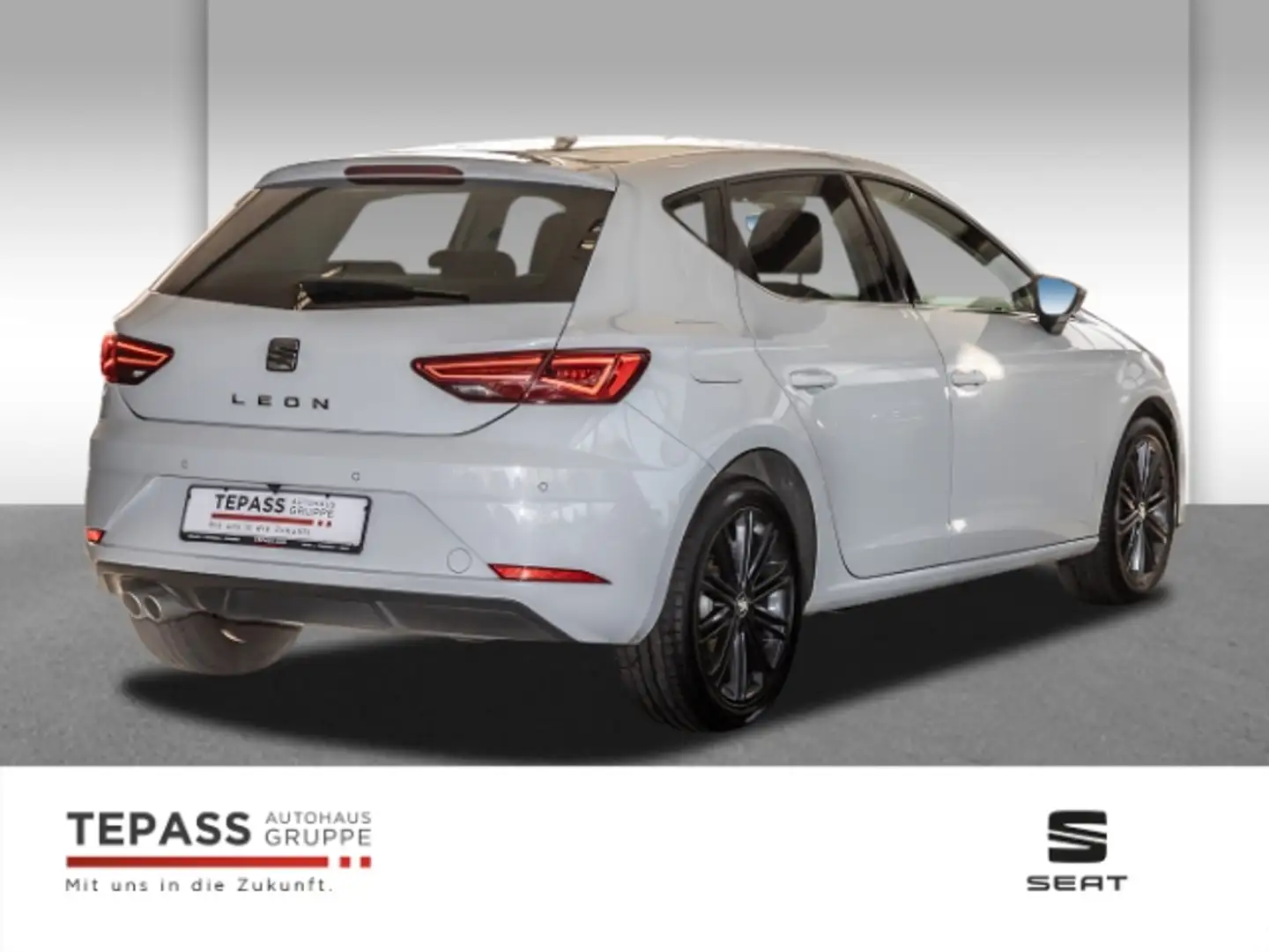 SEAT Leon 1.5l TSI Xcellence KLIMA BEATS PDC PANO bijela - 2