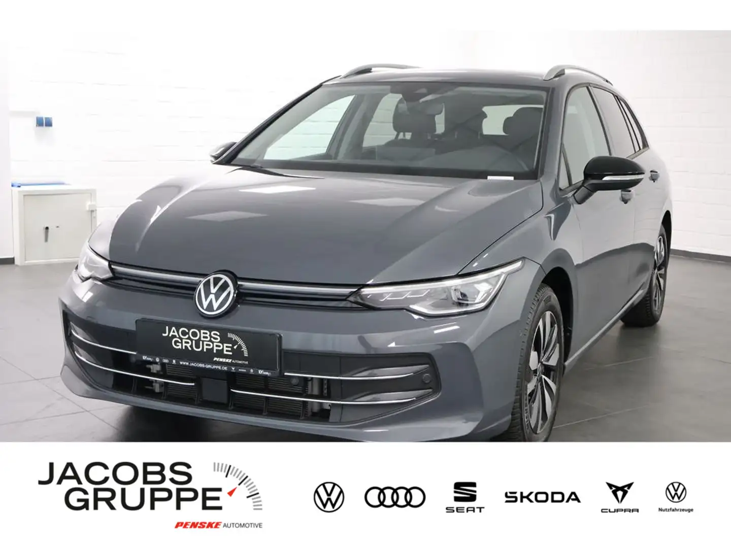 Volkswagen Golf VIII Variant 1.5 TSI Goal Navi,LED,ACC,P Grau - 2