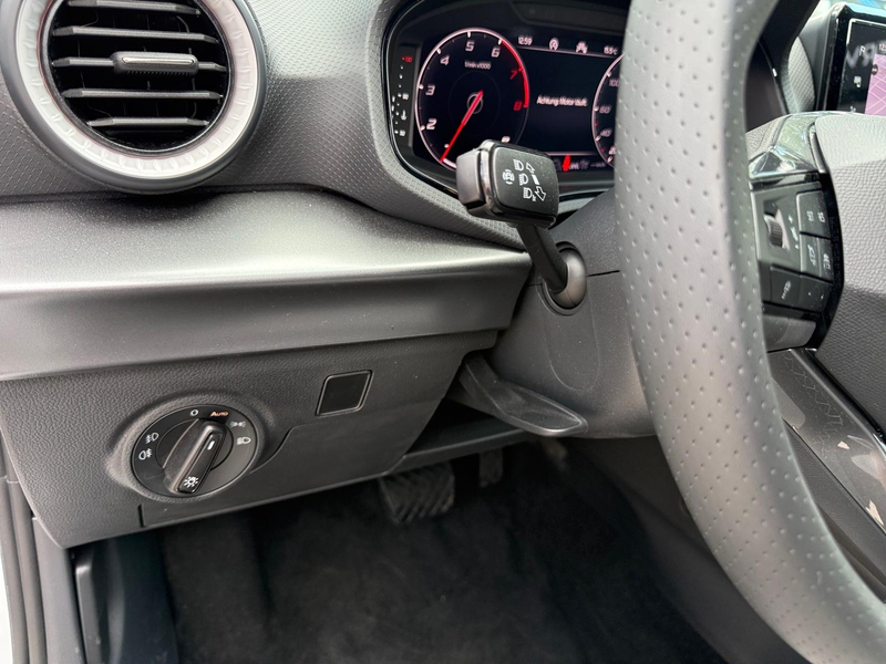 SEAT Arona 1.0 TSI DSG FR NAVI ACC LED SHZ Kamera — photo 5
