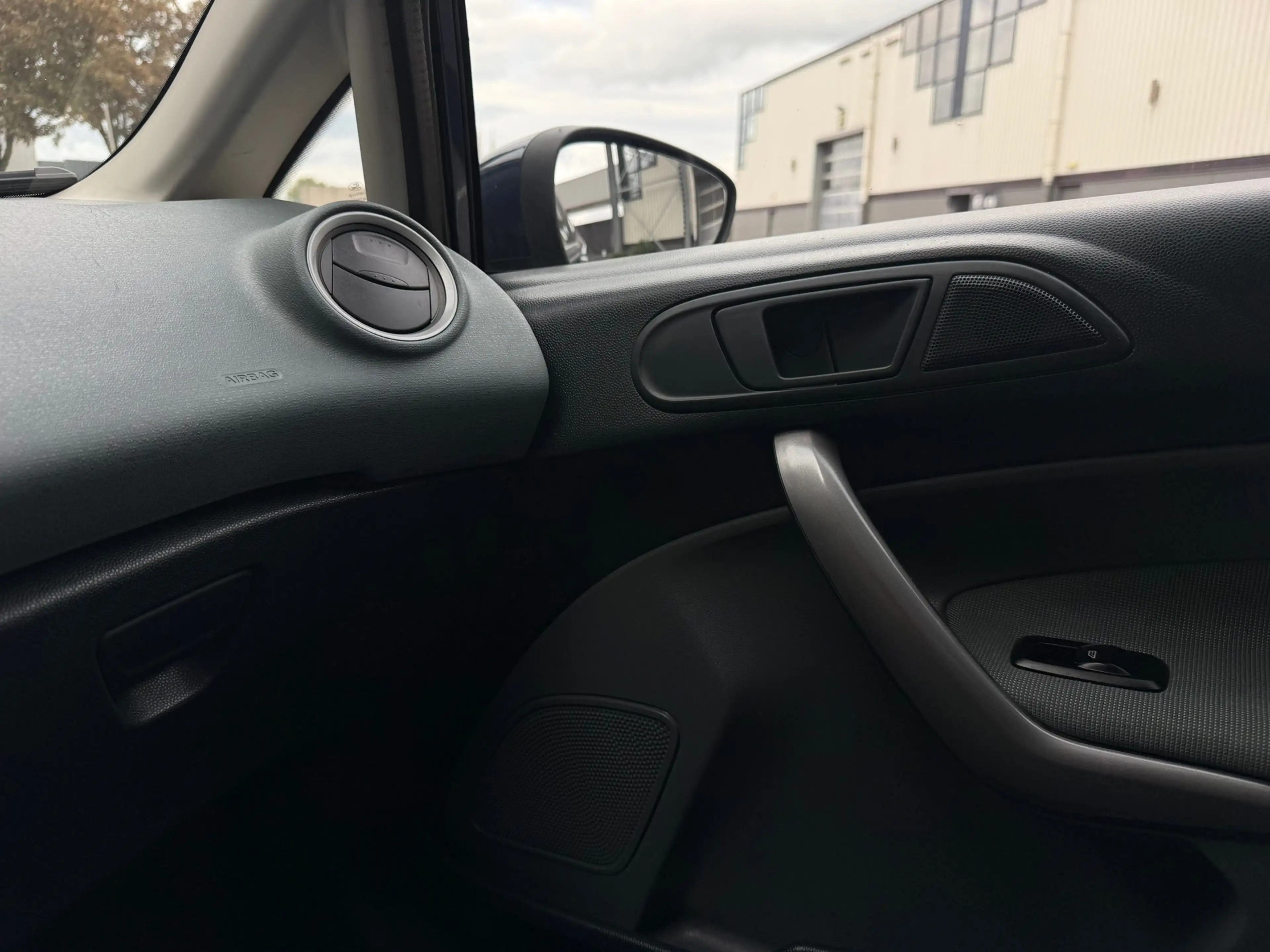 Ford Fiesta 1.4 Trend*Automaat*cruise*1eEigenaar*Trekhaak*Airc — photo 14