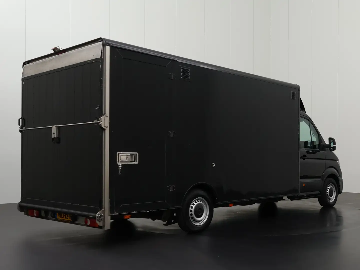 Volkswagen Crafter 177PK Automaat Lowliner Bakwagen | Valklep | Oprij Noir - 2