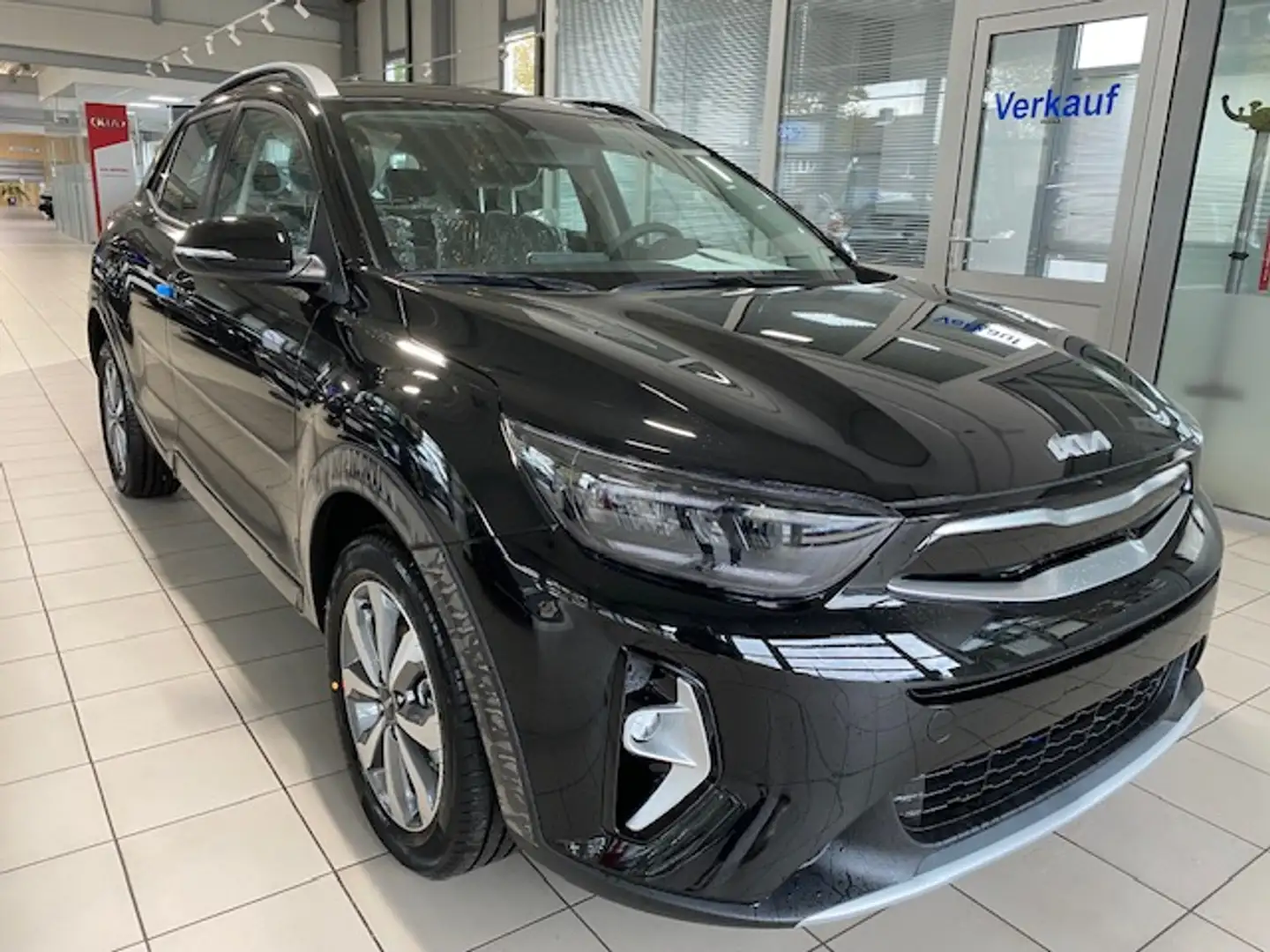 Kia Stonic 1.0 T-GDI 100 OPF DCT7 Vision (YB/YB-KMD) Negro - 1