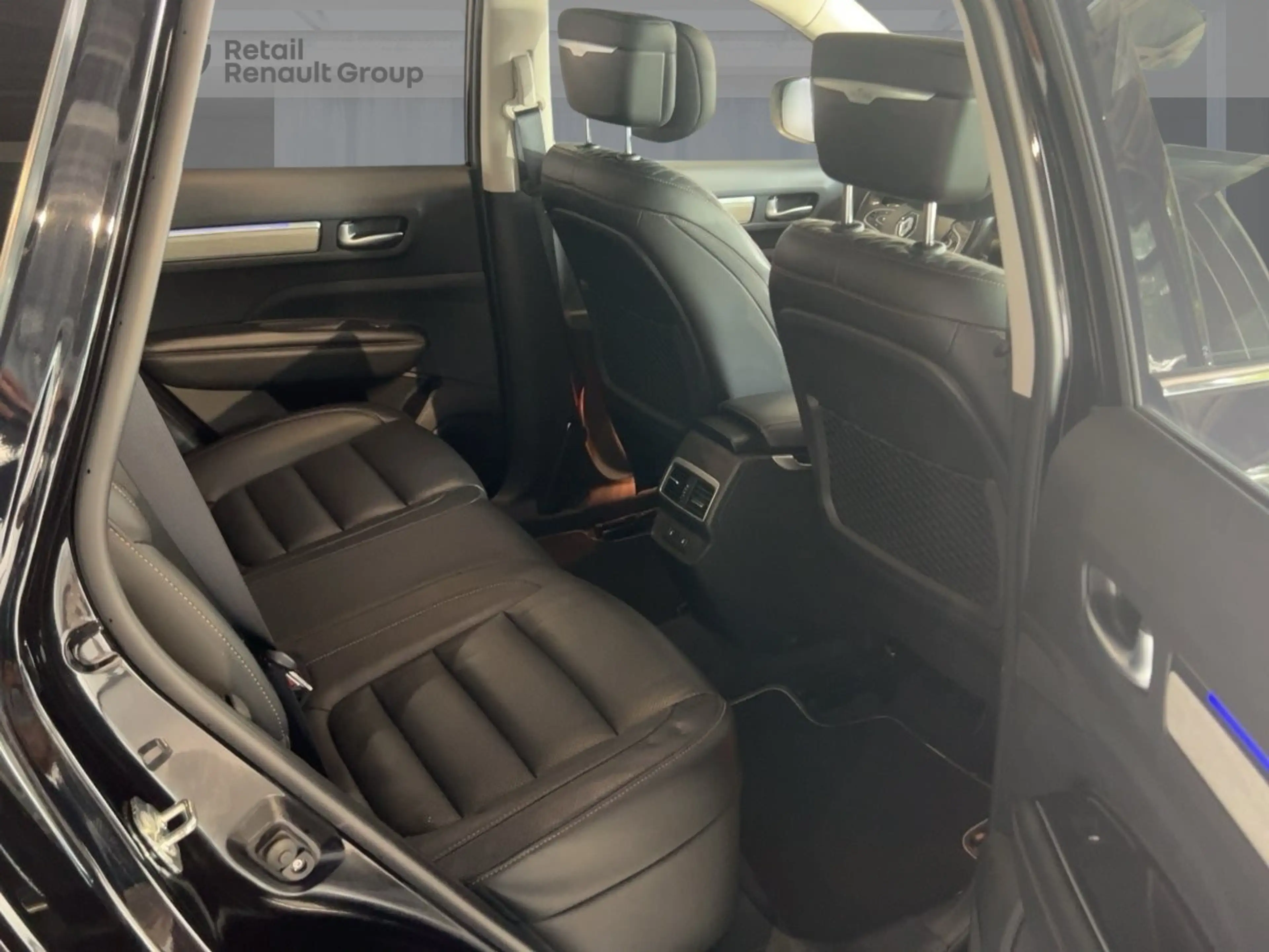 Renault Koleos INITIALE PARIS BLUE dCi 185 4WD Automatik (MY23) — photo 9