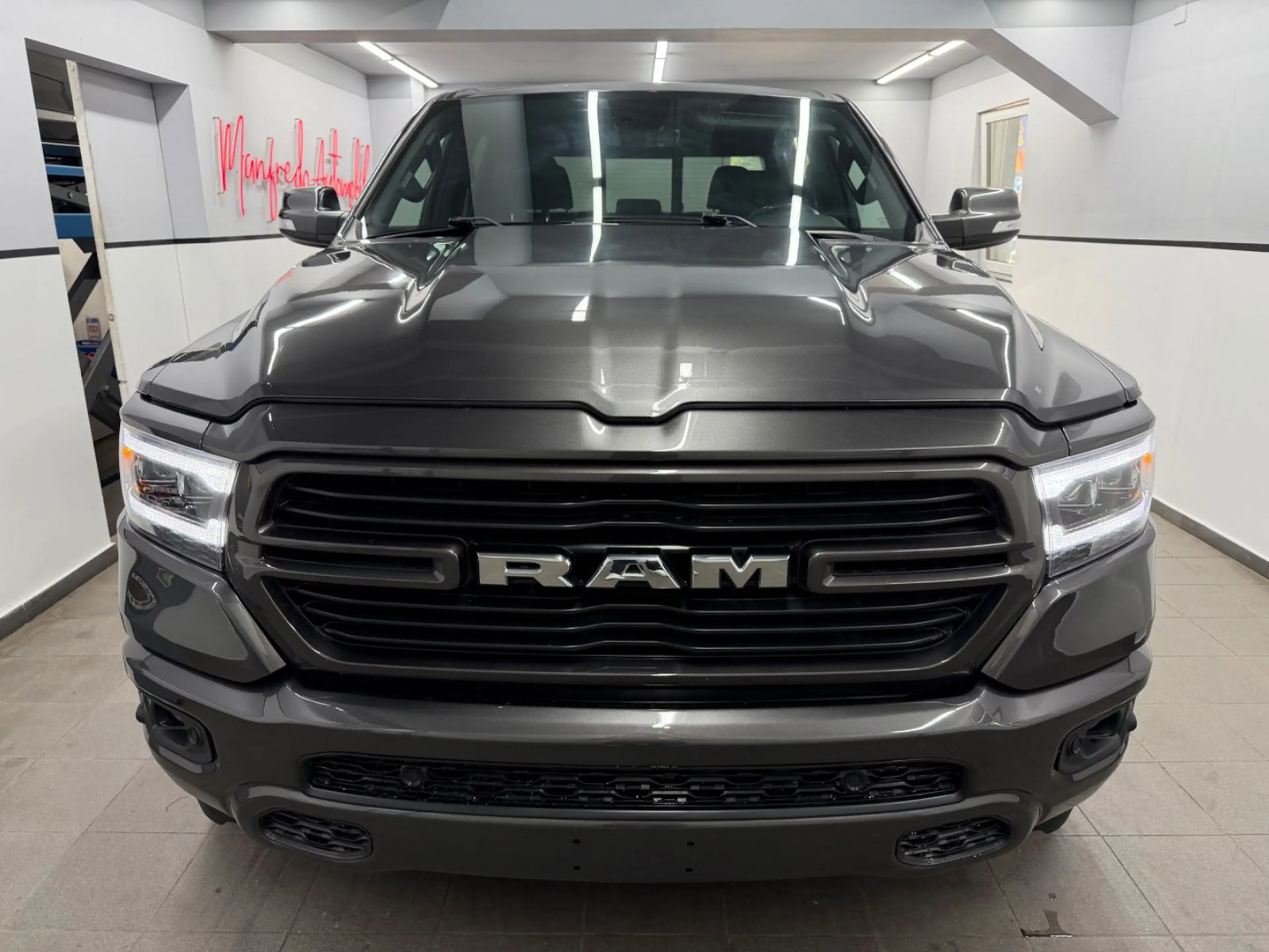 Dodge RAM 1500 5.7 4X4 eTORQUE*Bigho*CrewC*LKW/AHK-3.5 — photo 4